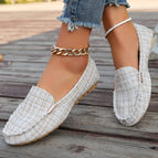 White / 35