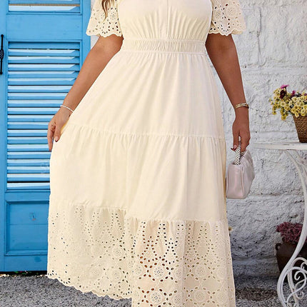Apricot Plus Size V Neck Lacy Embroidery Patchwork Short Sleeve Maxi Dress