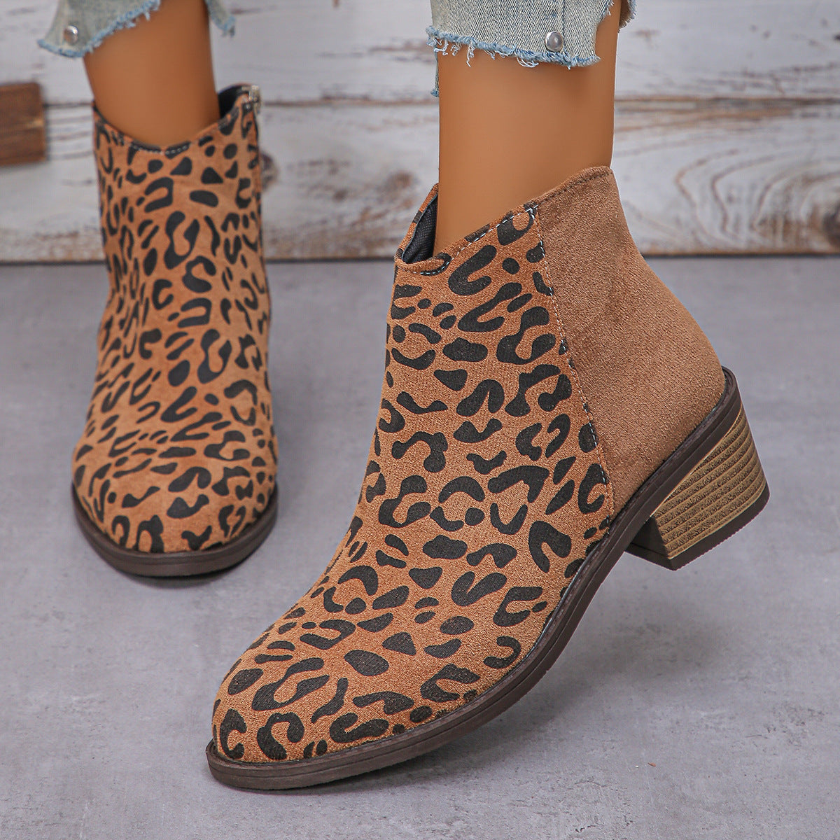 Women's Leopard Print Winter Chelsea Boots
