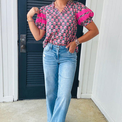 Sachet Pink V-Neck Ruffle Abstract Floral Print Puff Sleeve Top