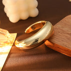 L149 1 Curved Opening Gold