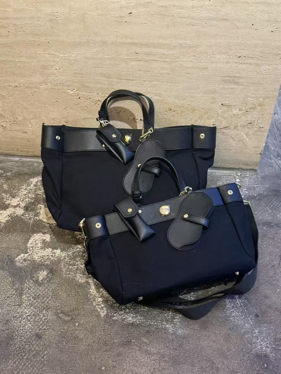 Textured Cowhide High Canvas Loose Crossbody Bag