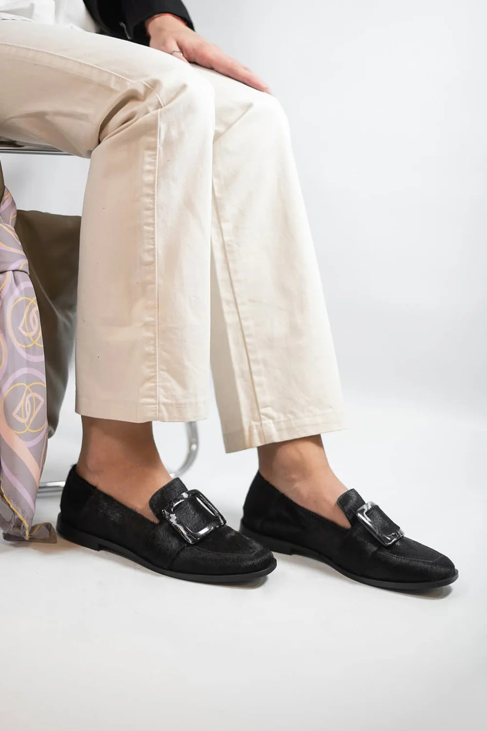 Low-cut Vintage Large Square Button Loafers For Women