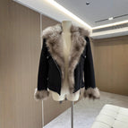 Black Fur Coat / L