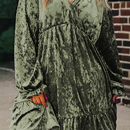 Jungle Green Plus Size Velvet Babydoll Mini Dress with Puff Sleeve
