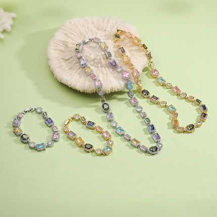 Retro Light-luxury Geometric Jewelry Set Featuring A Bracelet And Necklace