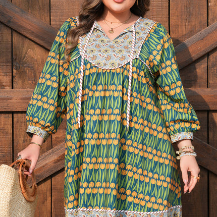 Green Plus Size Mixed Floral Print Striped Trim Loose Mini Dress