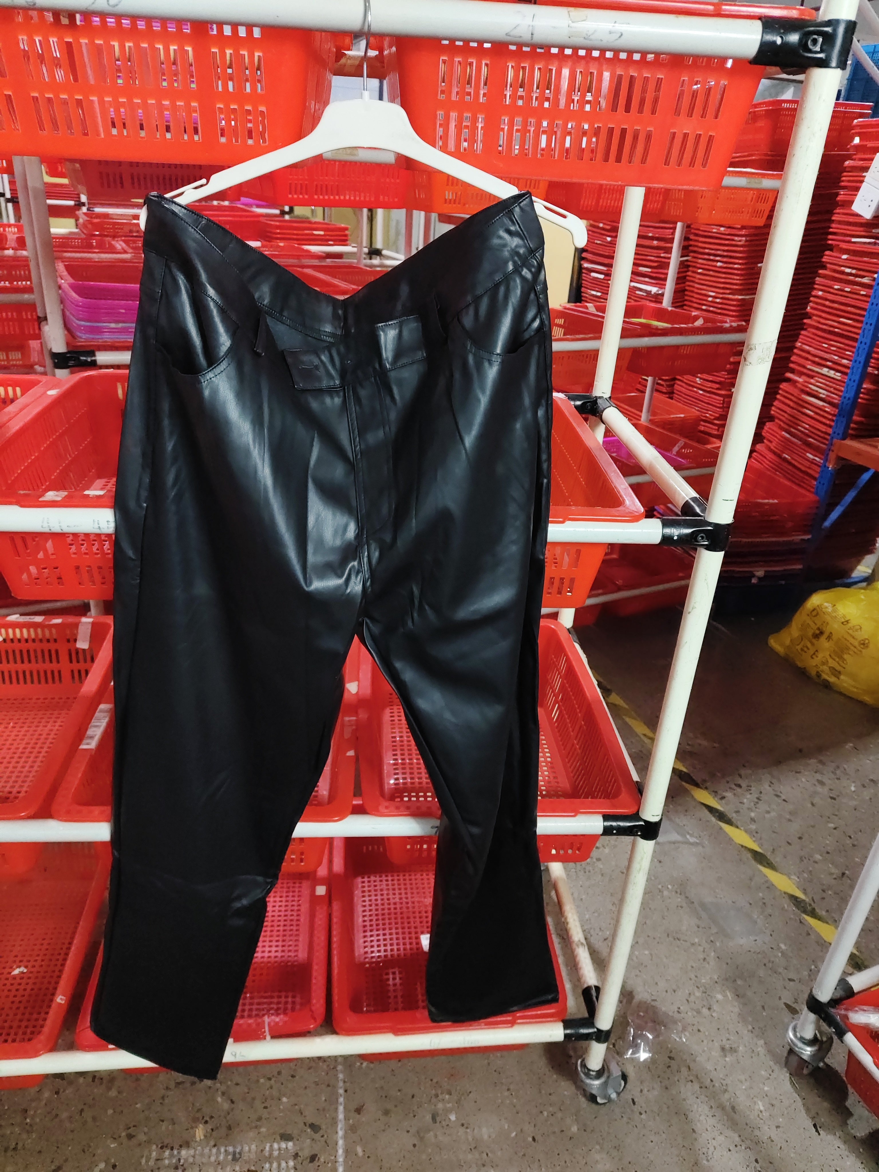 Solid Color PU Elastic Leisure Men Leather Pants