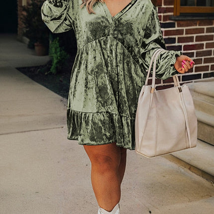 Jungle Green Plus Size Velvet Babydoll Mini Dress with Puff Sleeve