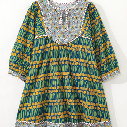Green Plus Size Mixed Floral Print Striped Trim Loose Mini Dress