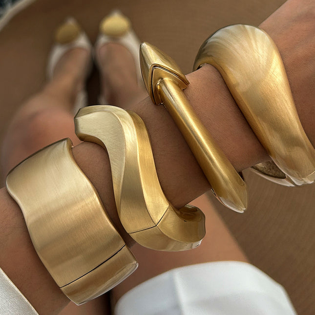 Punk-style Exaggerated Wide Irregular Spring-clasp Bracelet