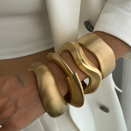 Punk-style Exaggerated Wide Irregular Spring-clasp Bracelet