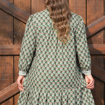 Green Contrast Striped Frilled Collar 3/4 Sleeve Plus Size Floral Dress